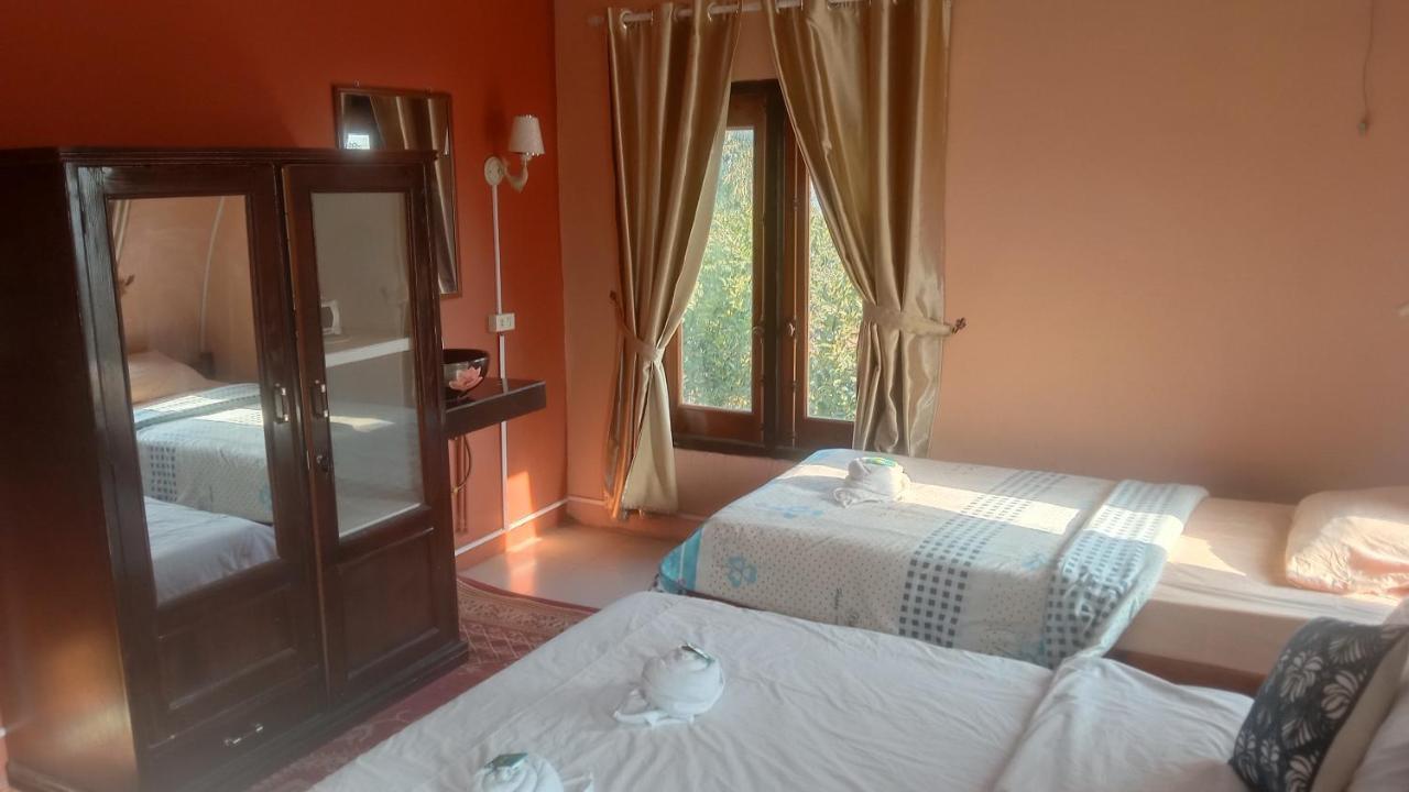 Pukyo Bed And Breakfast Belgian Lao Ban Nangoy Екстериор снимка
