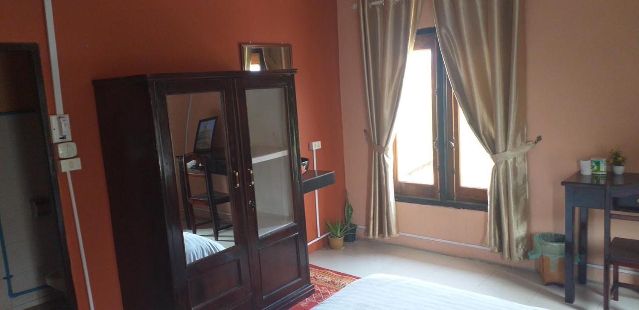 Pukyo Bed And Breakfast Belgian Lao Ban Nangoy Екстериор снимка